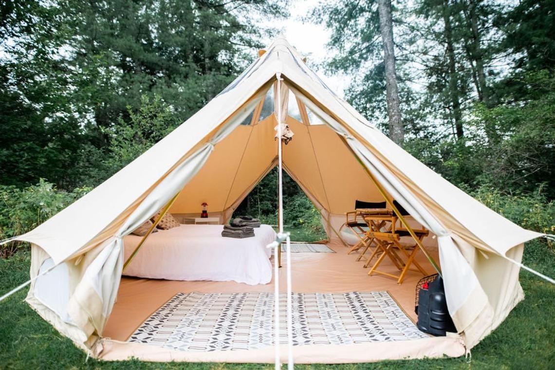 Les Insolites Du Domaine D'haulme Luxury tent Haulme